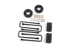 https://serenity-foxfactory.asset.akeneo.cloud/fox_asset_family/media/zone_f1213_ford_f150_2in_lift_kit_card.jpg