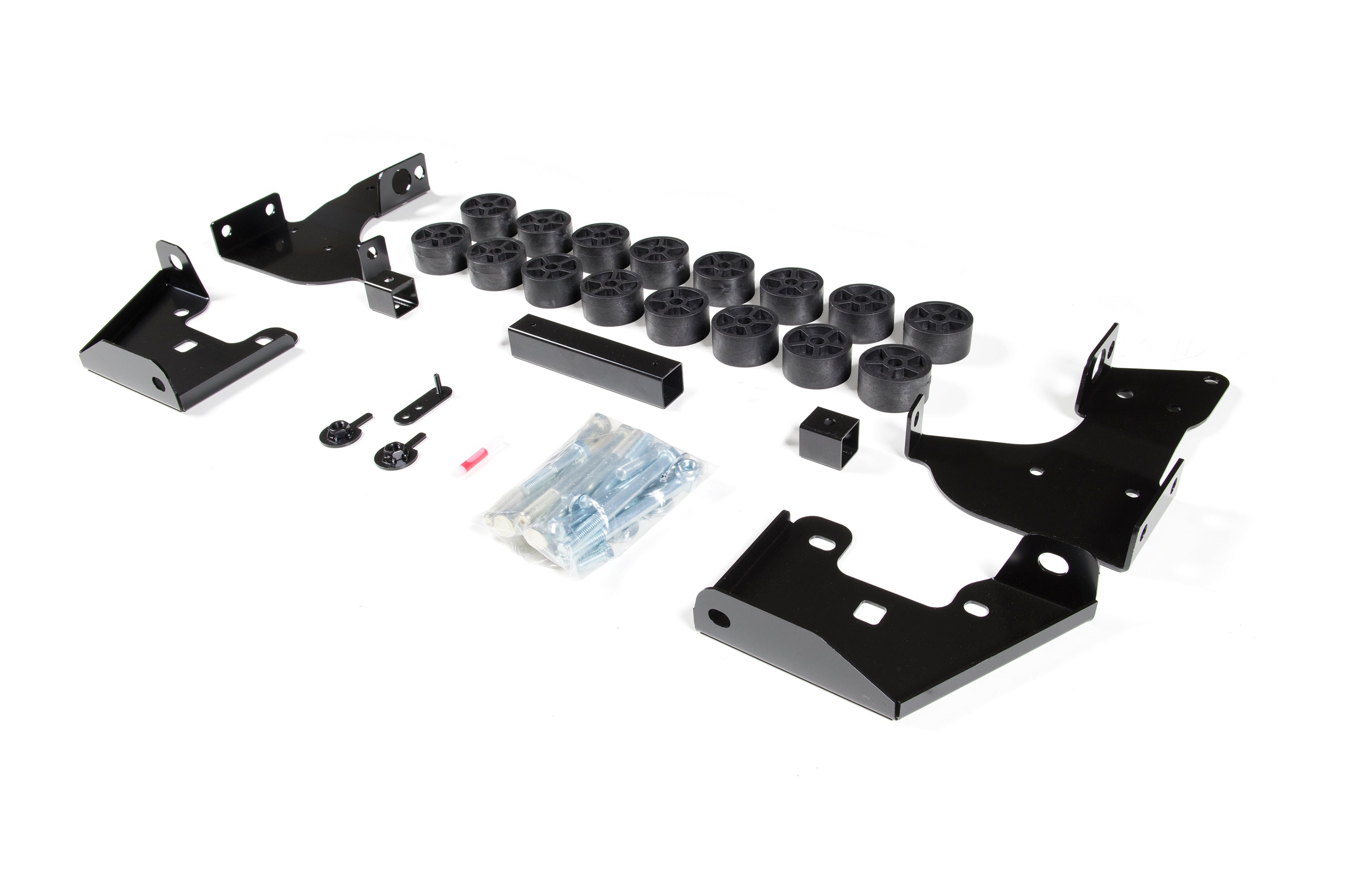 https://serenity-foxfactory.asset.akeneo.cloud/fox_asset_family/media/zone_c9151_chevrolet_gmc_1_5in_body_lift_kit_rotation_1.jpg